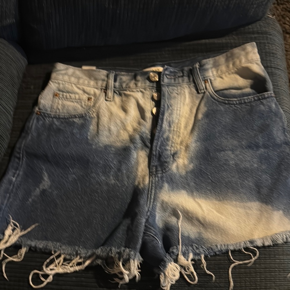 PacSun Blue and White Tie-Dye Jean Shorts - Picture 2 of 5